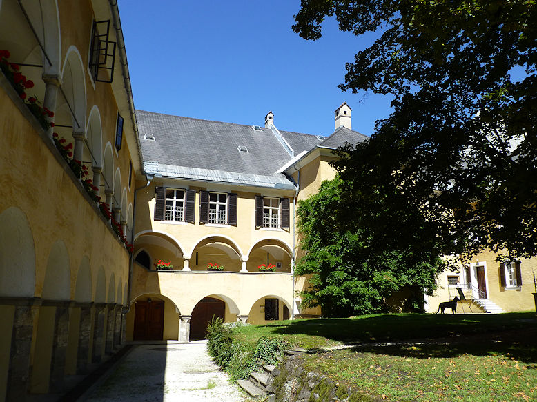 Stift Arkadenhof