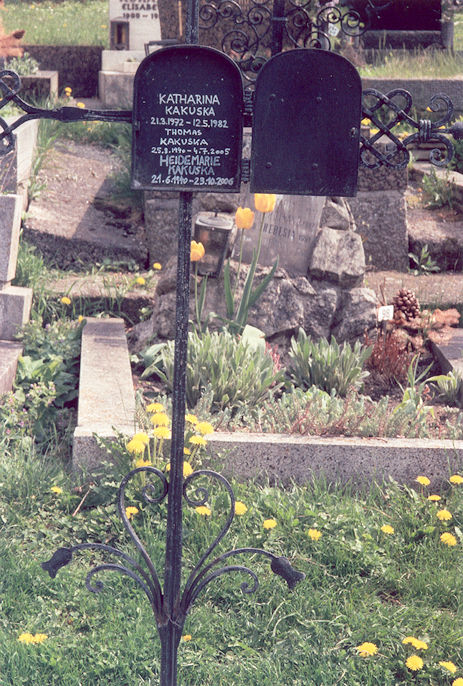 Thomas Kakuska's grave