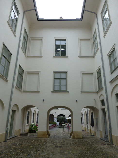 Palais Herberstein courtyards