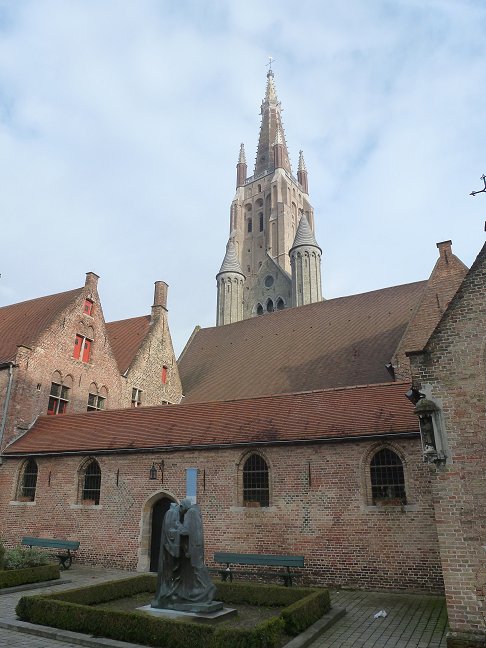 Oud Sint-Janshospitaal & Onze-Lieve-Vrouwekerk