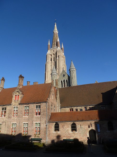 Oud Sint-Janshospitaal & Onze-Lieve-Vrouwekerk