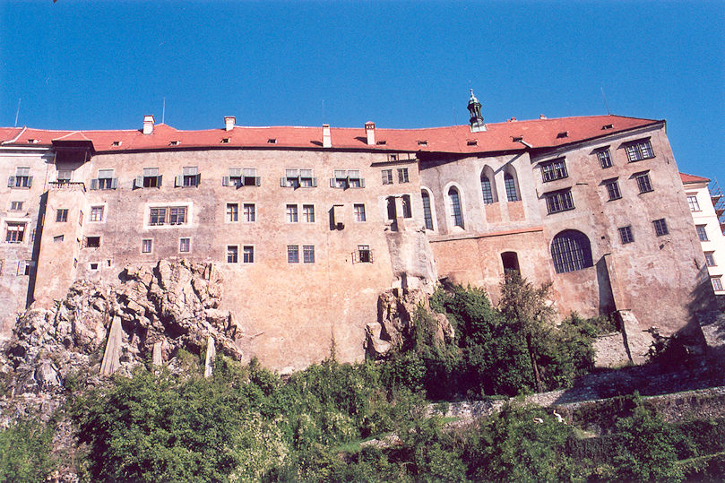 Hrad a zámek
