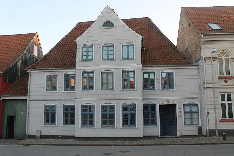 Historic house on Naffet