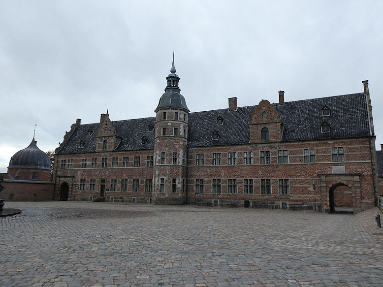 Frederiksborg Slot, Slotsherrens Hus