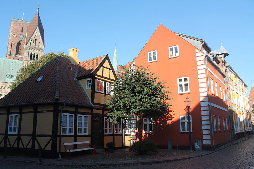 Crossing of Sønderportsgade & Skolegade