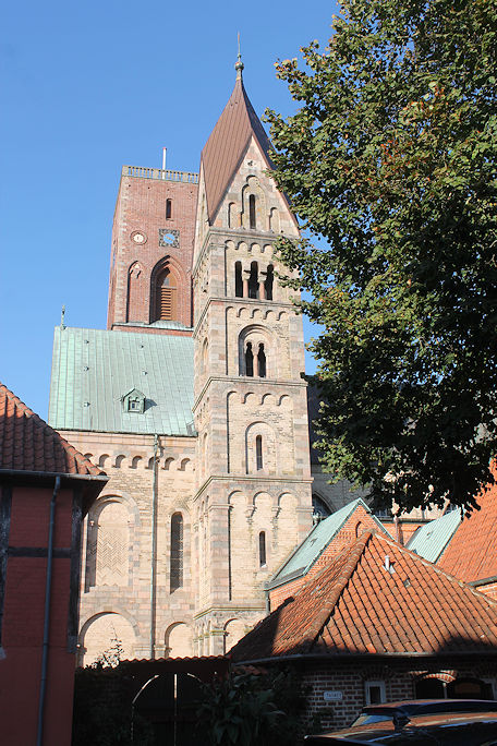 Domkirke
