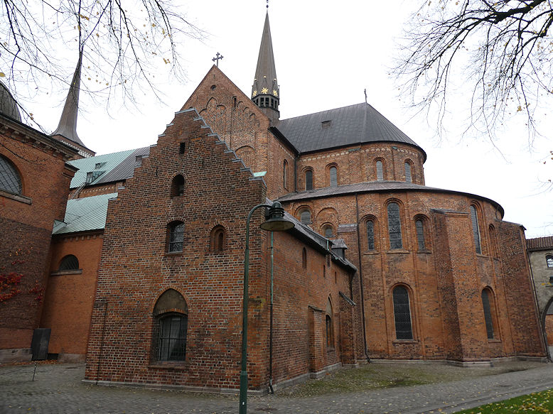 Domkirke