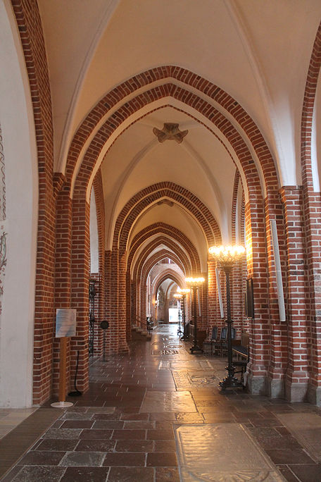 Domkirke