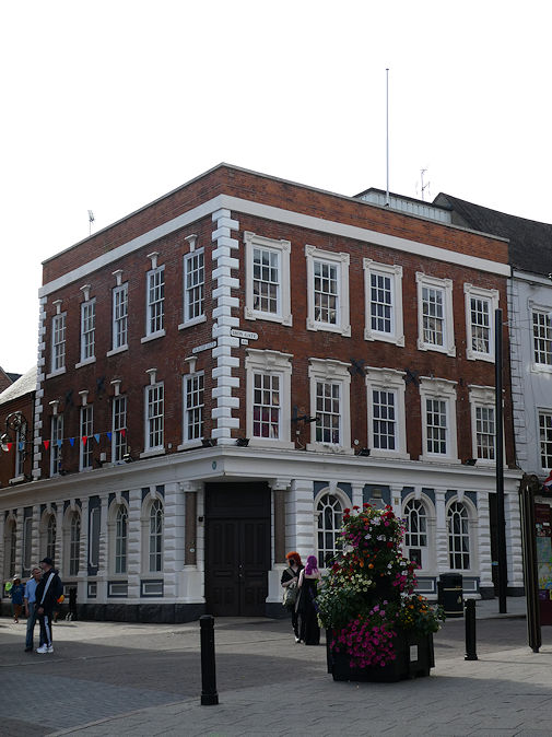 House on the corner of Iron Gate & Sadler Gate