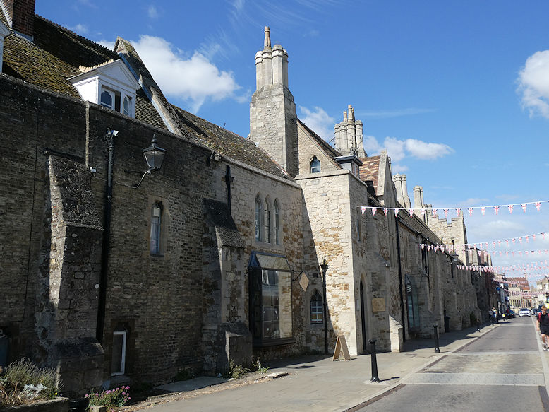 High Street with the Almonry & Sacrist Gatehouse