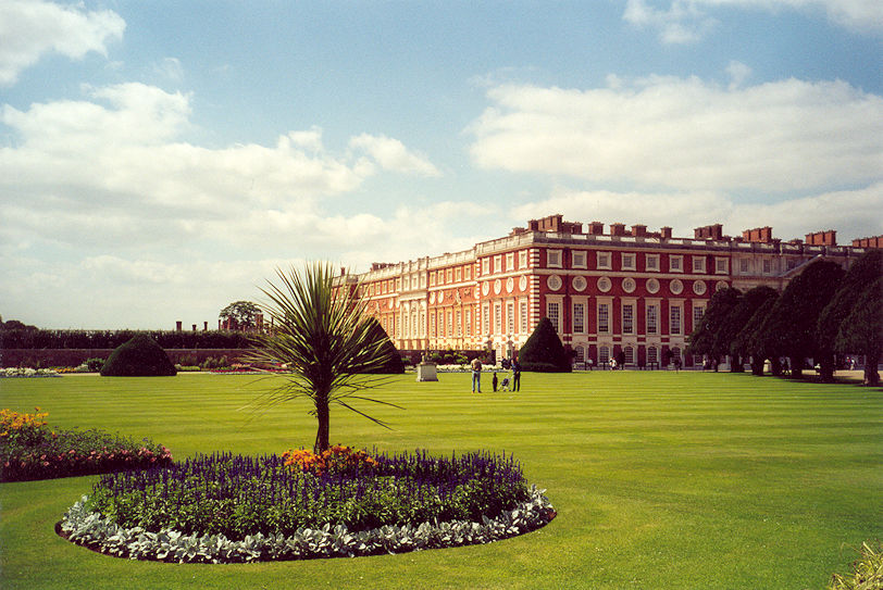 Hampton Court Palace