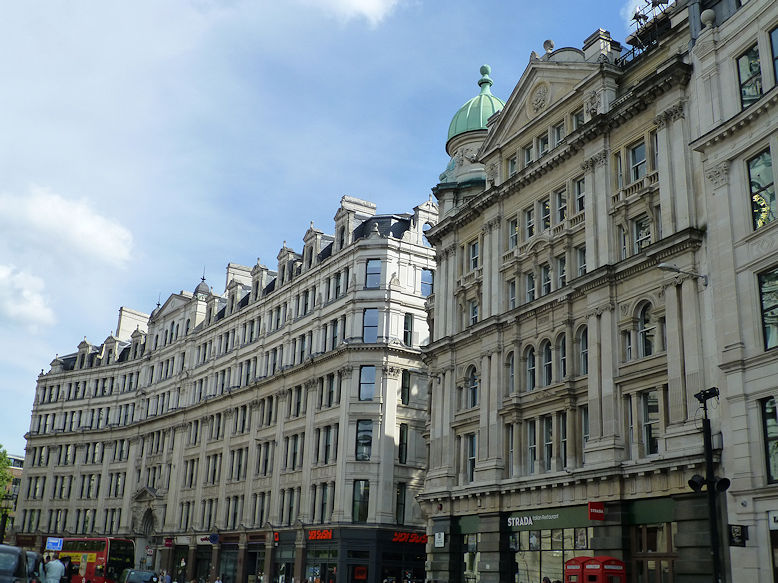 St. Paul's Churchyard