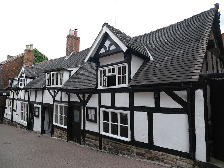 Timber-framed cottages, Little Street