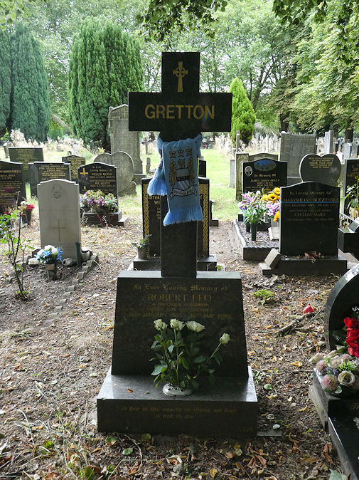 Rob Gretton's grave