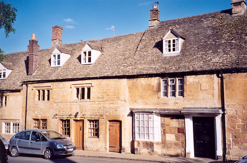 Lower High Street