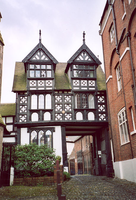 Council House Gatehouse & Gateway