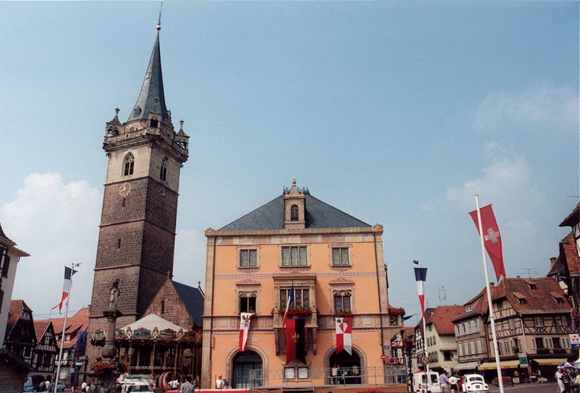 Town Hall & Tour de la Chapelle