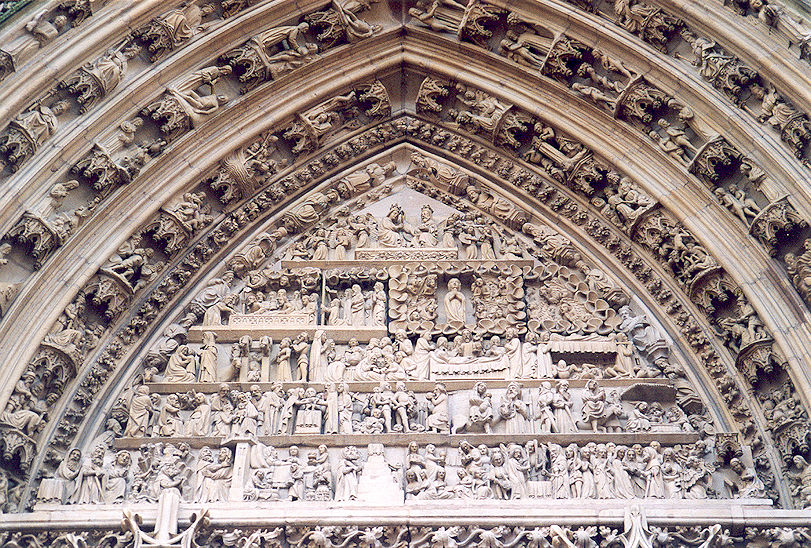 Tympanum portal St-Thiébaut