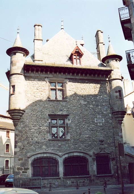 Maison consulaire