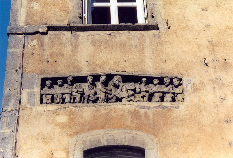 Romanesque relief on house Place des Gras