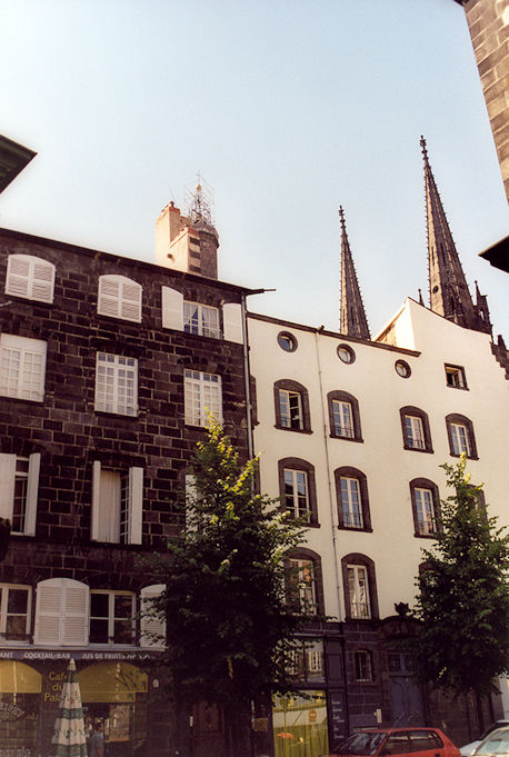 Rue Philippe Marcombes & Cathedral spires