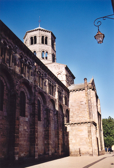 St-Austremoine