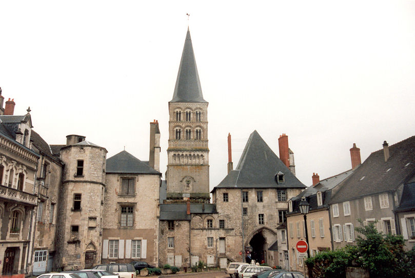 Tour Ste-Croix & ancient priory