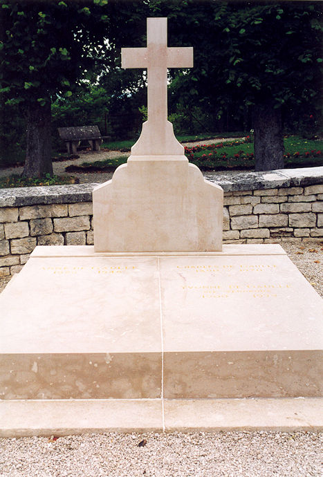 Charles de Gaulle's grave