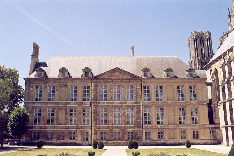 Palais du Tau
