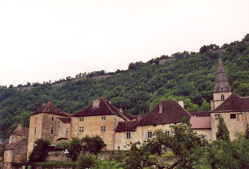 Saint-Pierre Abbey & village