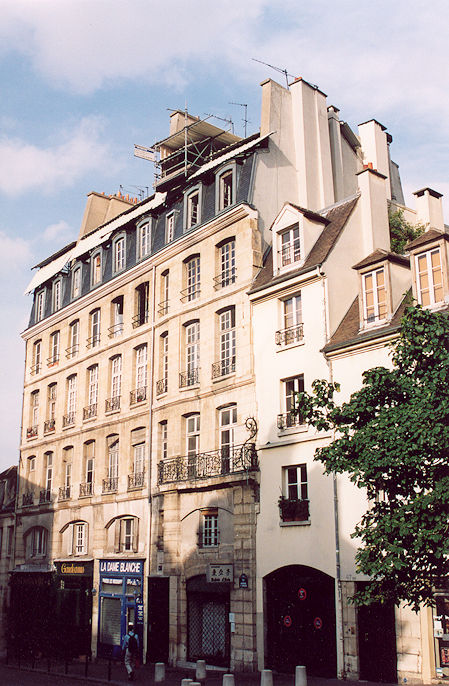 Rue de la Montagne Ste-Geneviève