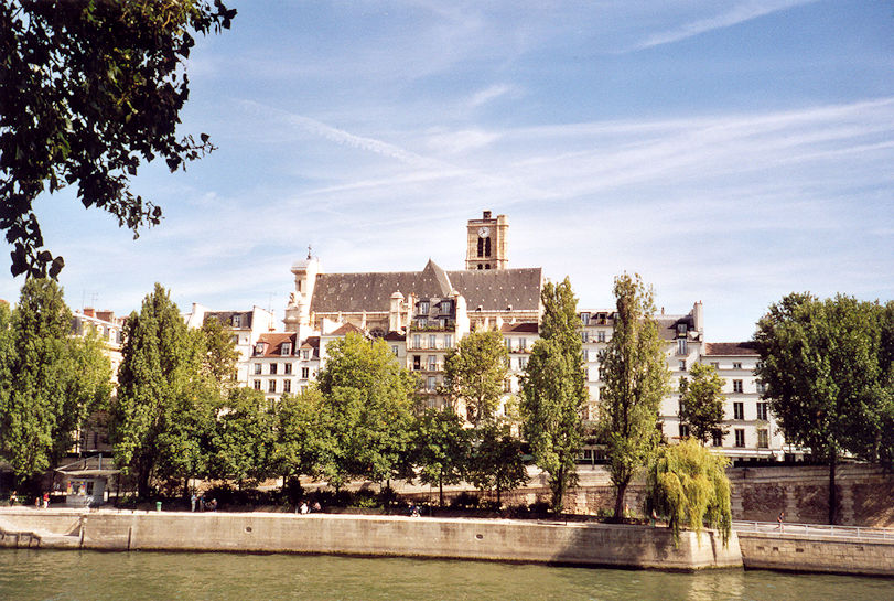 Vue du quai de Bourbon sur St-Gervais-St-Protais