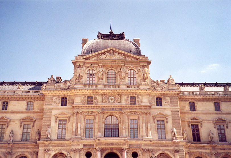 Le Louvre