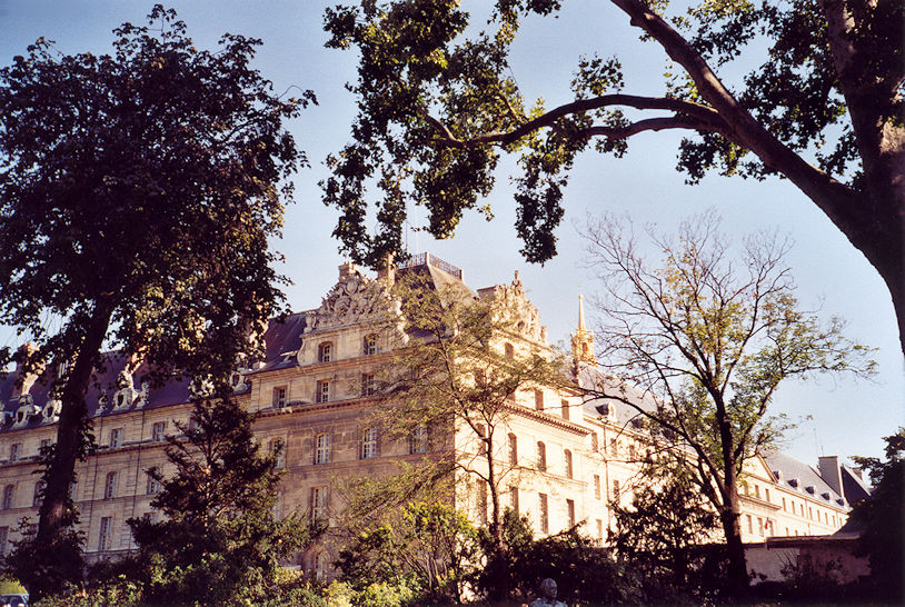 Les Invalides
