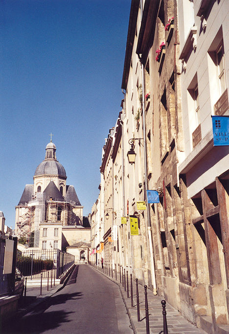 Rue des Jardins St-Paul & St-Paul-St-Louis
