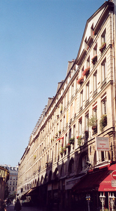 Rue de la Ferronnerie