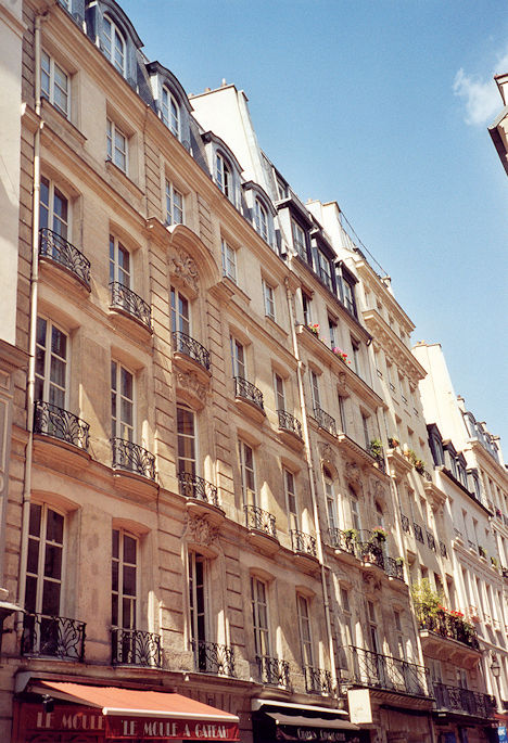 Façades, Rue Montorgueil