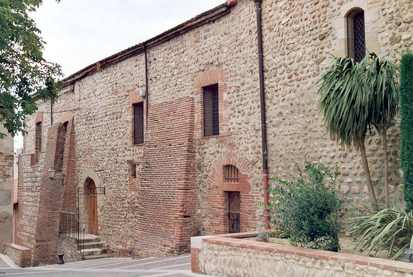 By Cathedral and along the cloister