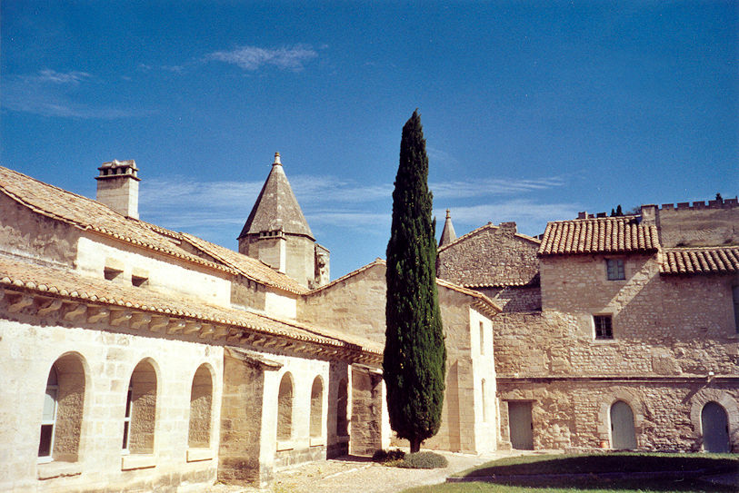 Chartreuse du Val de Bénédiction, cloître Saint-Jean