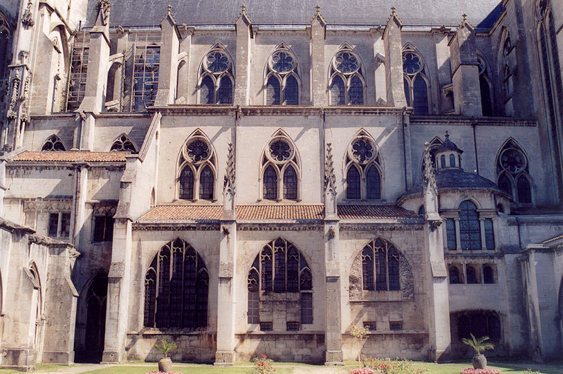 St-Étienne Cathedral
