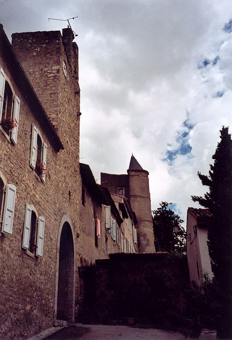 Tour de l'Horloge & Palais des Évêques