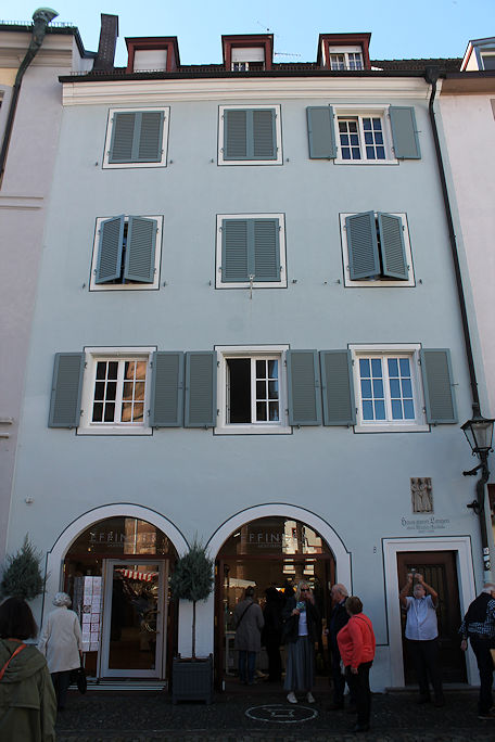 Historic house on Münsterplatz