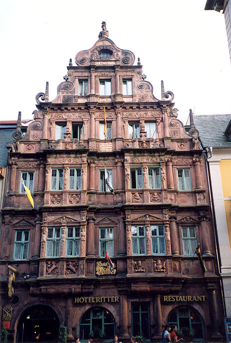 Haus zum Ritter