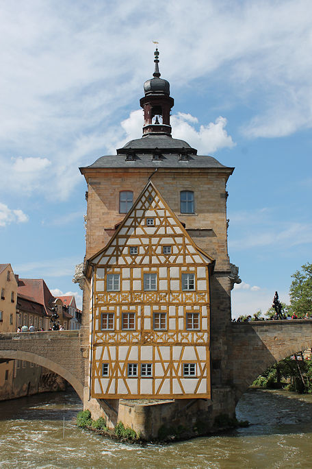 Altes Rathaus on Obere Brücke over the Regnitz river