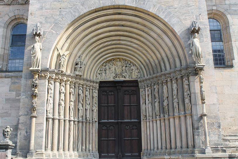 Dom St. Peter und St. Georg Fürstenportal
