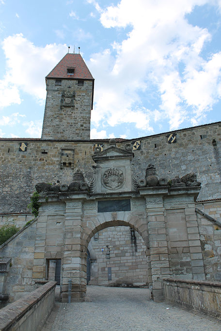 Veste entrance portal & Bulgarenturm