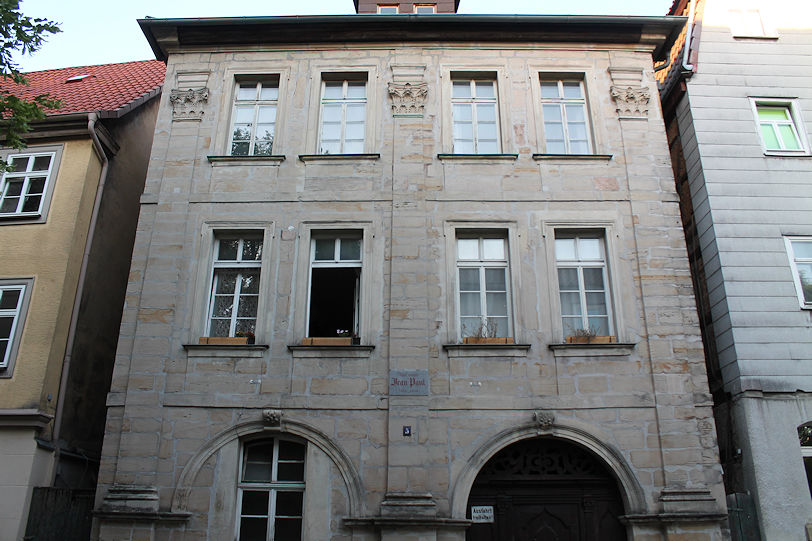 Jean-Paul-Haus on Gymnasiumsgasse