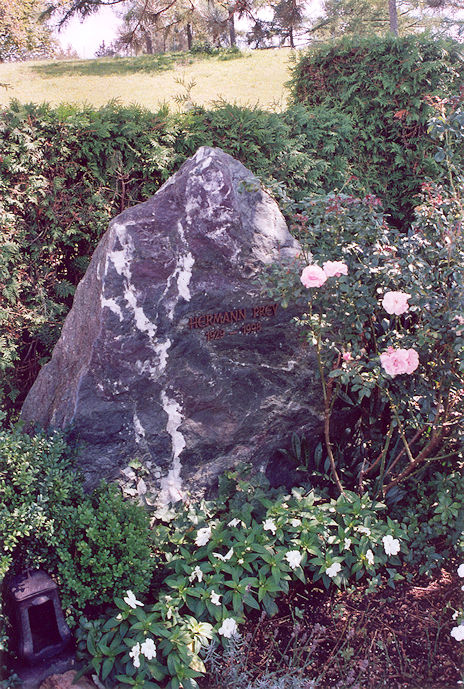 Hermann Prey's grave