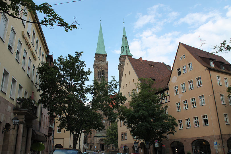 Weinmarkt & Kirche St. Sebald