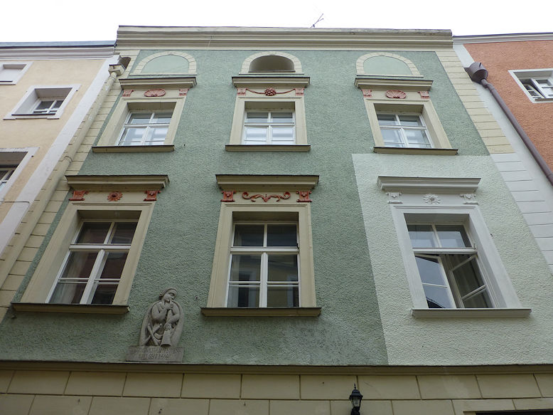 Façade on Grabengasse